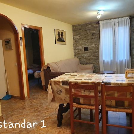 קראלבס Apartaments Rurals XIX חדר תמונה